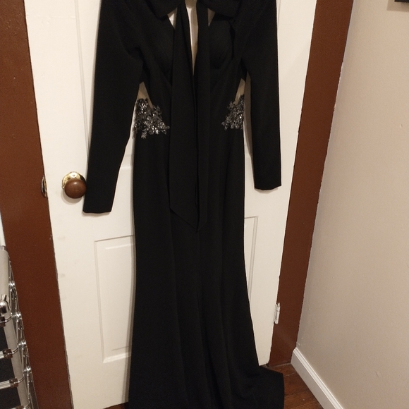 Marchesa Notte gown - Picture 2 of 8